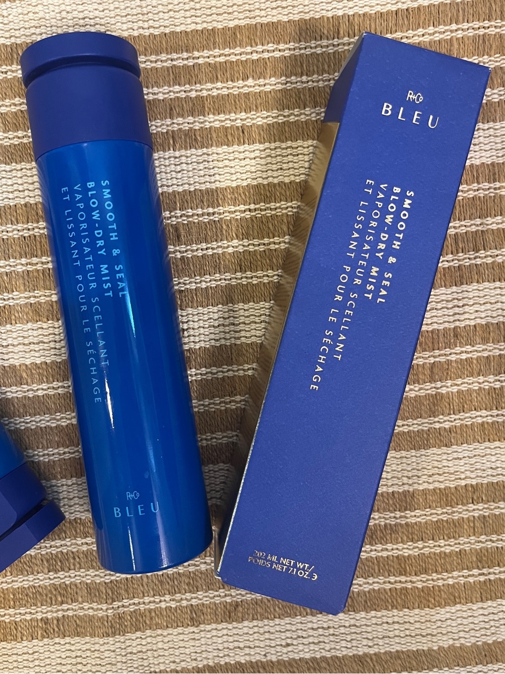 R+Co BLEU Smooth & Seal Blow Dry Mist and Air Dry / Blow Dry Creme - Picture 3 of 4